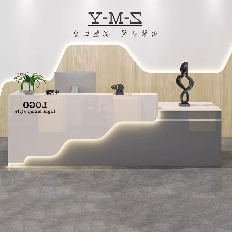 Vintage Fashion Store - Vintage Professional Reception Desks Room Decor