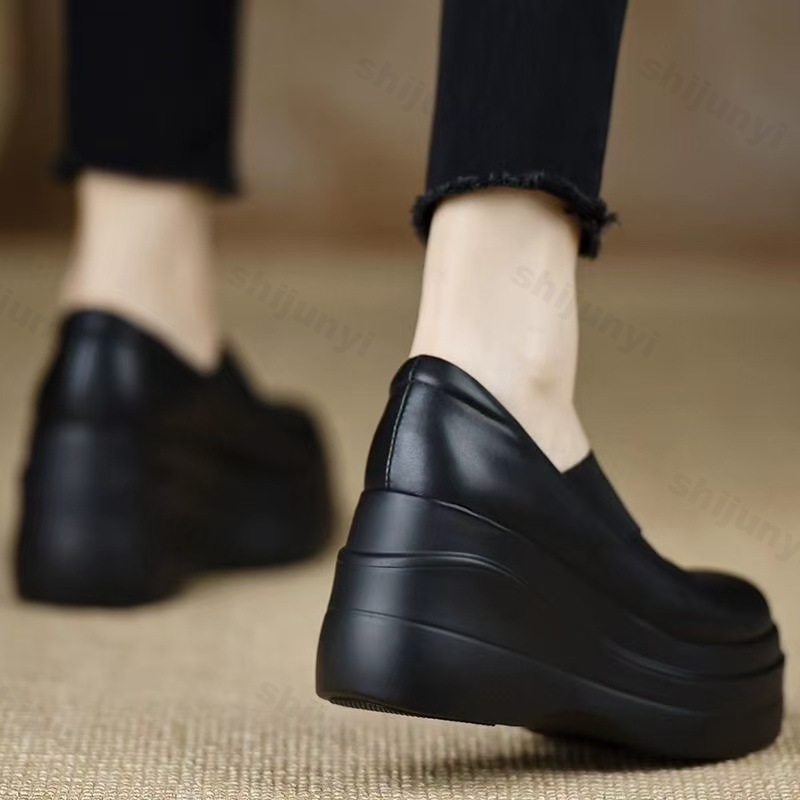 Women's Vintage Shallow Mouth  - Vintage Fashion In 2025 review and price